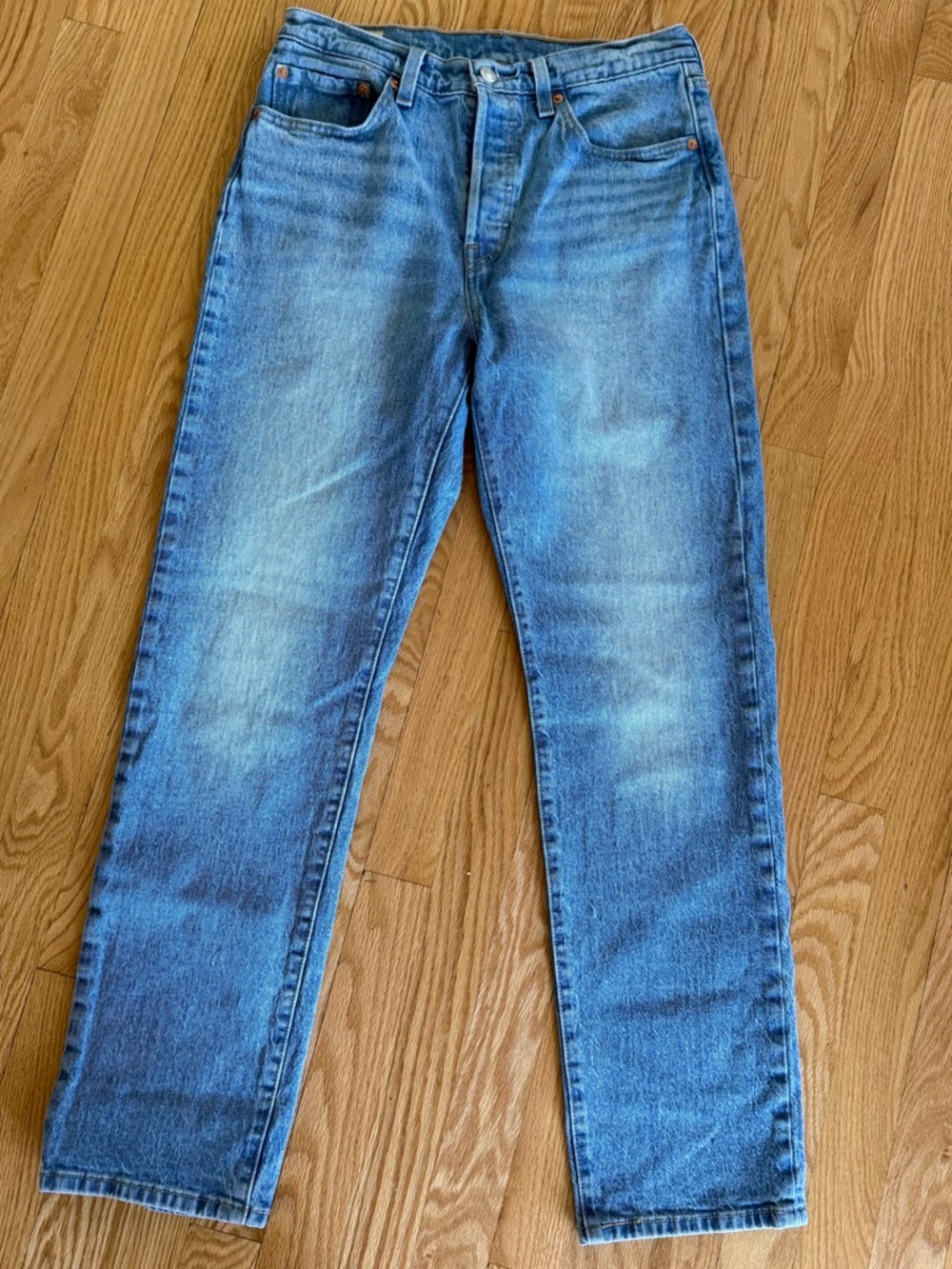 Levi's 501 Women's Straight Jeans in Light-Mid Blue Fade